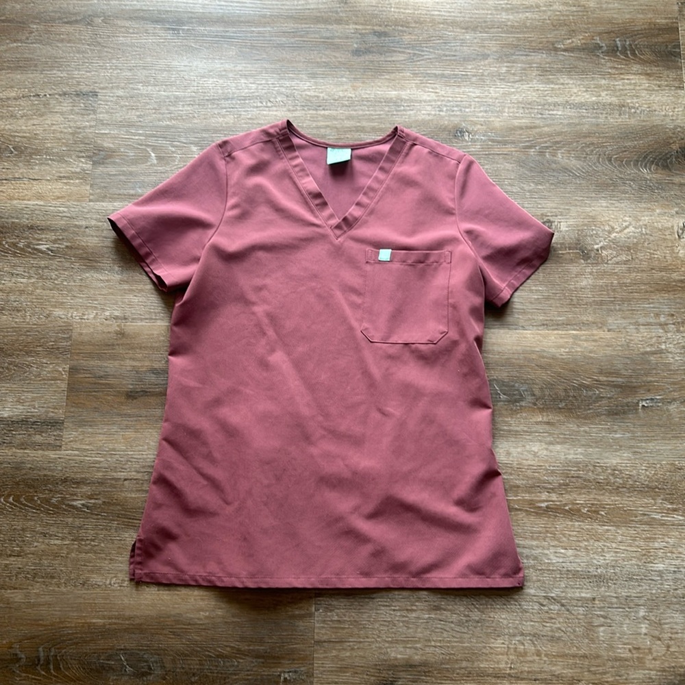 Garde malade rose colour scrub top